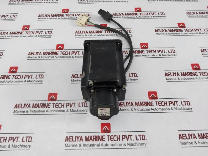 Fuji Electric Gys751Dc2-t2A Servo Motor 750W 200Hz 4.8A