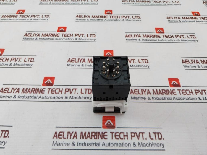 Fuji Electric Pxf4Abu2-4Vy00 Temperature Controller 50/60Hz