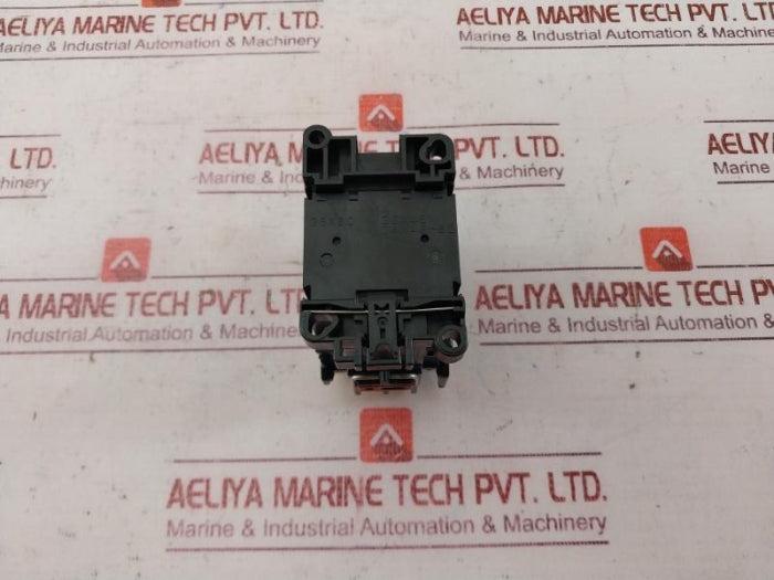 Fuji Electric Sc-03 [11] Magnetic Contactor 4Nc0A0#01 20A 100-110V 60Hz