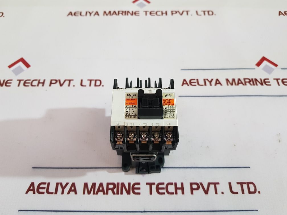 Fuji Electric Sc-05 [13] Contactor 380-400V 50Hz,400-440V 60Hz