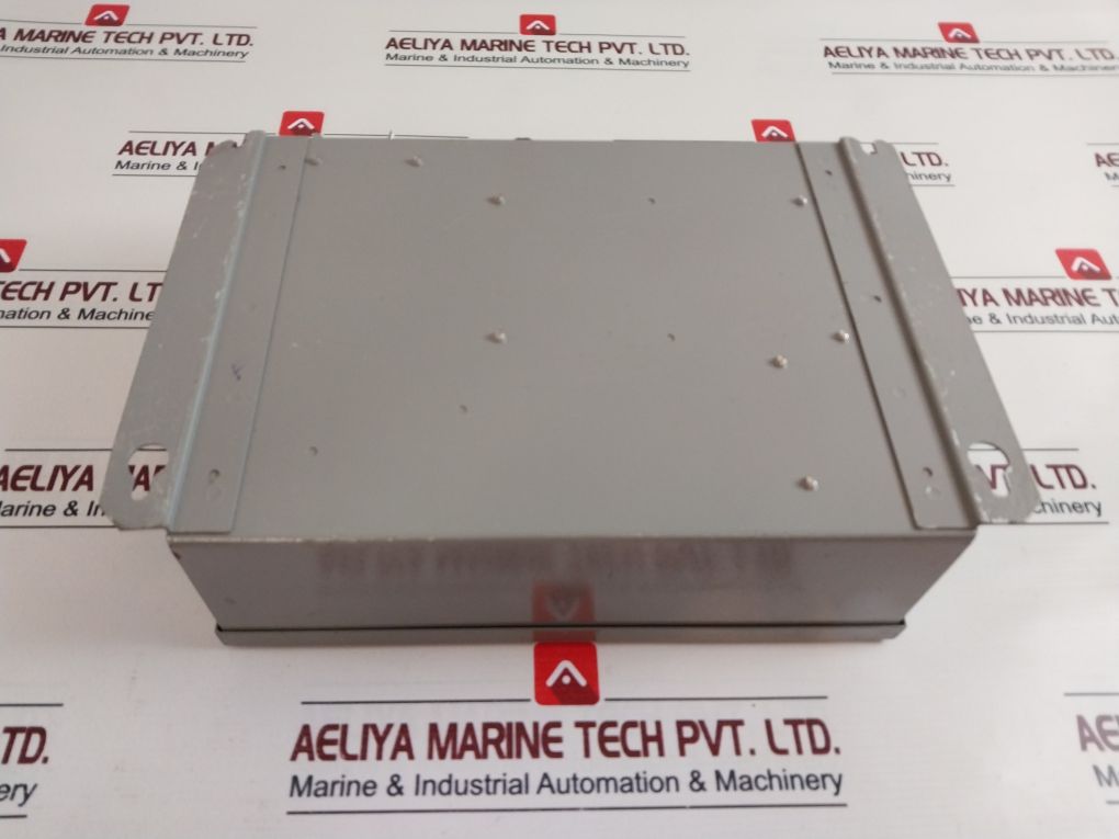 Furuno Electric Fe 700 Echo-sounder Distribution Box Fe-702 – Aeliya Marine