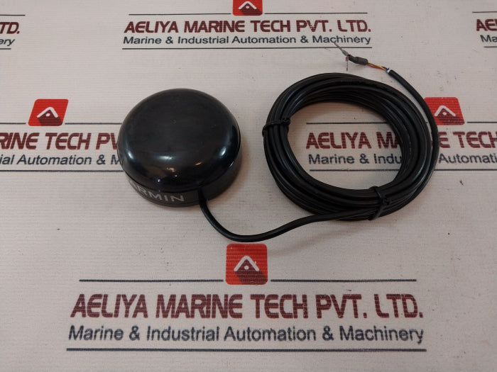 Garmin Gps16X-hvs Receiver With Integrated Antenna