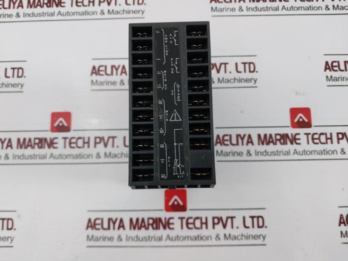 Gefran 1000-r0-1R-0-1 Configurable Controller 3 Digit Display F000010, 03042339