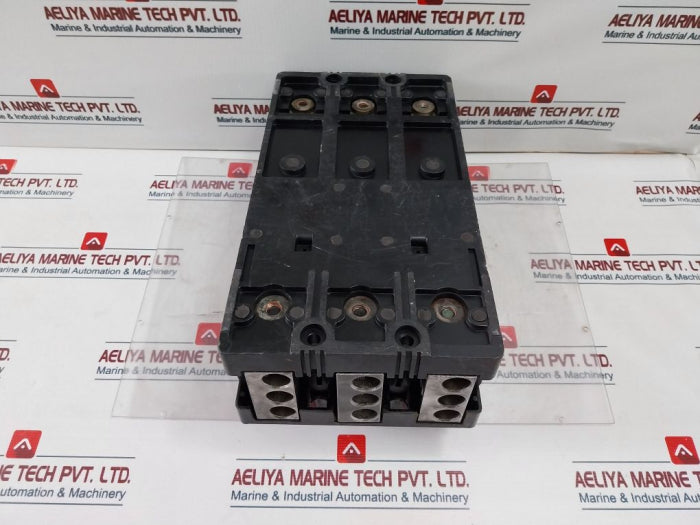 General Electric 192A7029P29 Circuit Breaker Frame 3 Pole