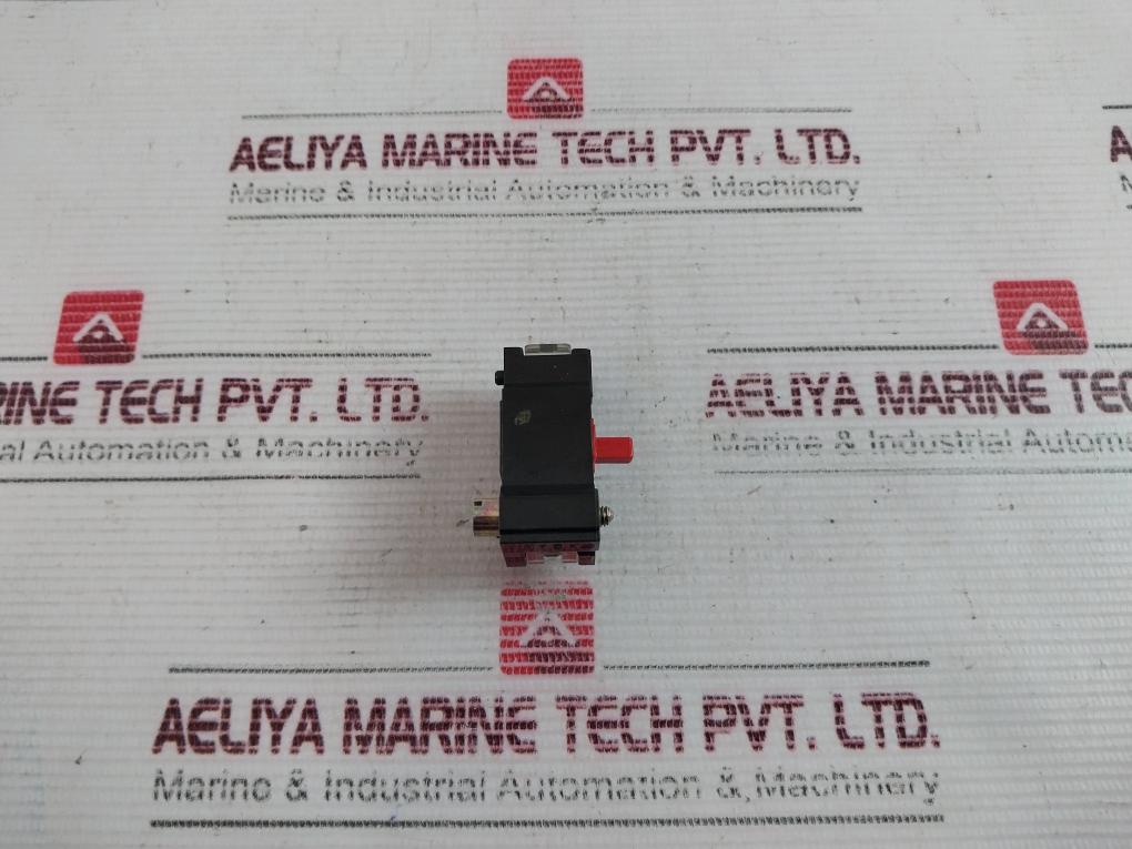General Electric Cr104P Push Button 