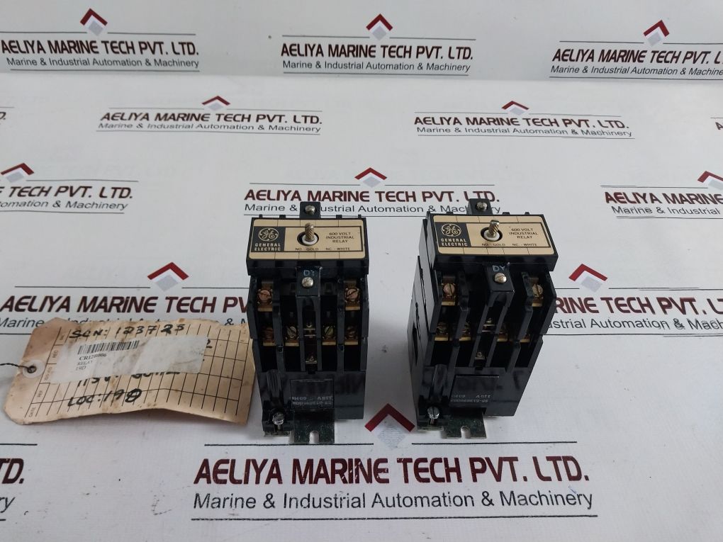 General Electric Cr120B006** Industrial Relay 600 Volt Series A