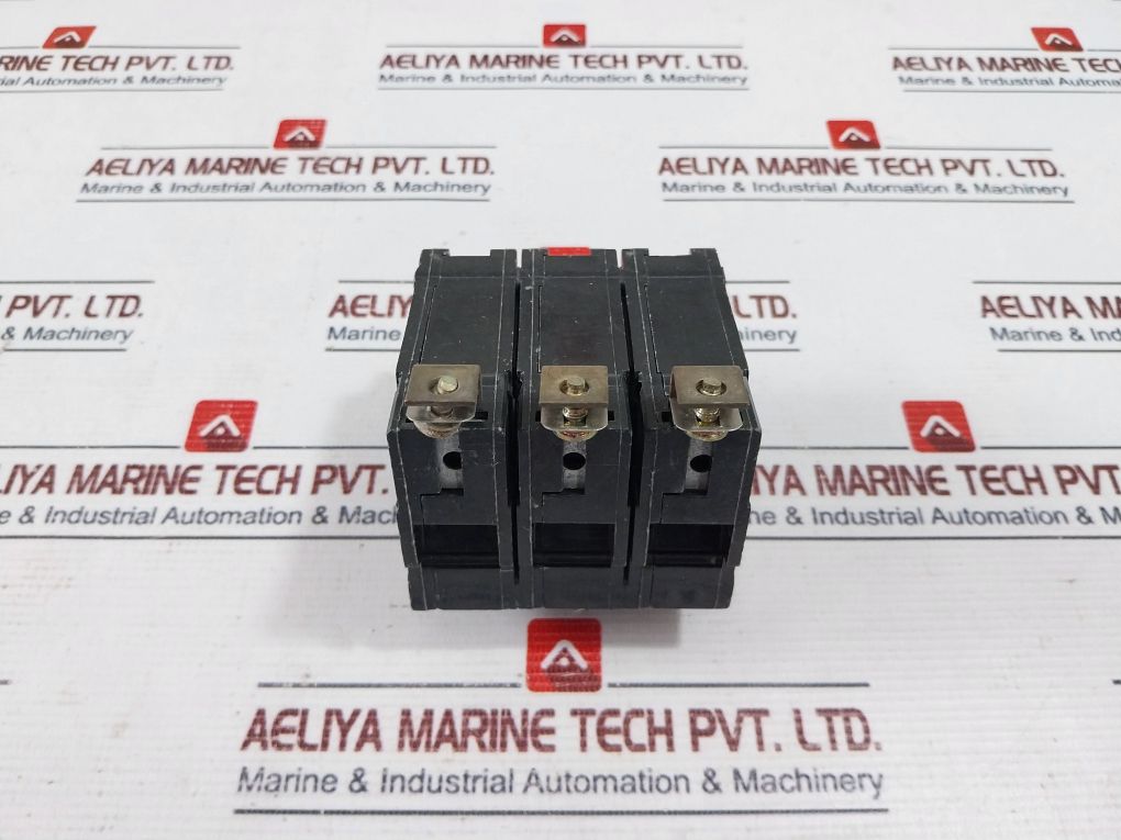 General Electric Rv-2937 Circuit Breakers 3-pole 70A 240V