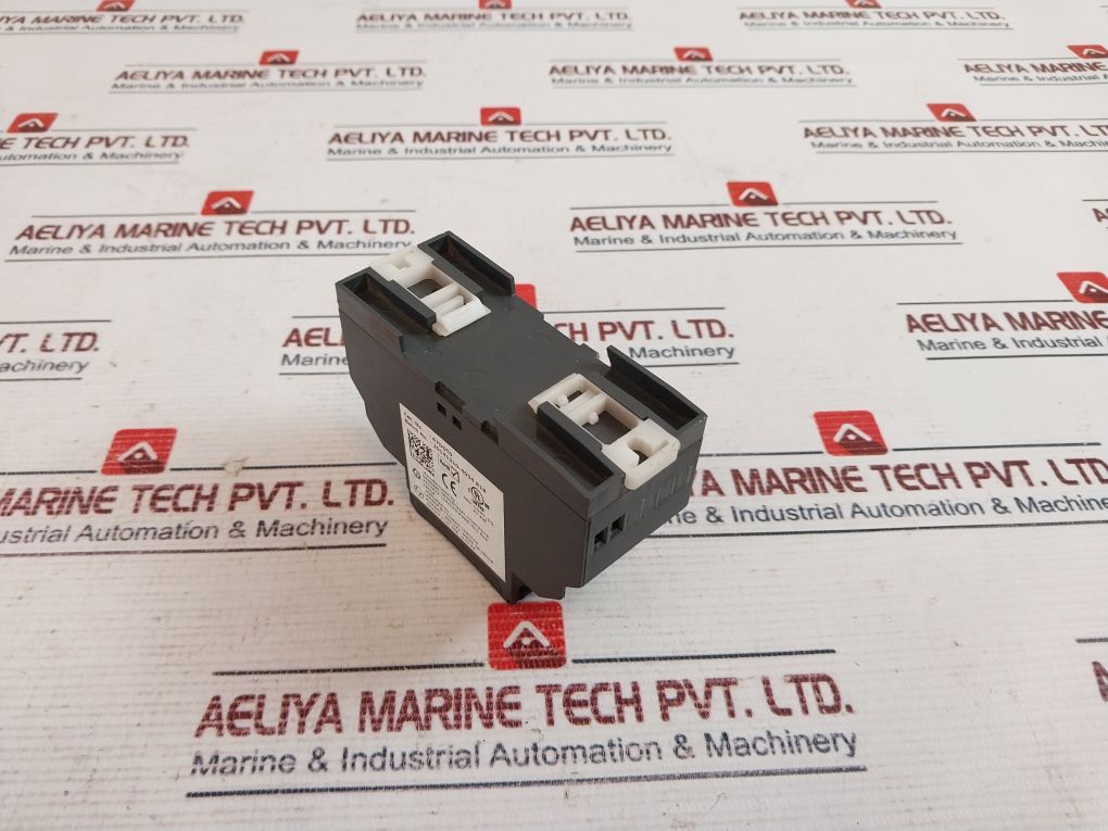 Gic 67Ddt0 Digital Time Switch 110-240 Vac, 50/60Hz 