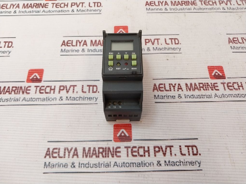 Gic T2Ddt7 Astro Mini Digital Timer Switch 110-240 Vac