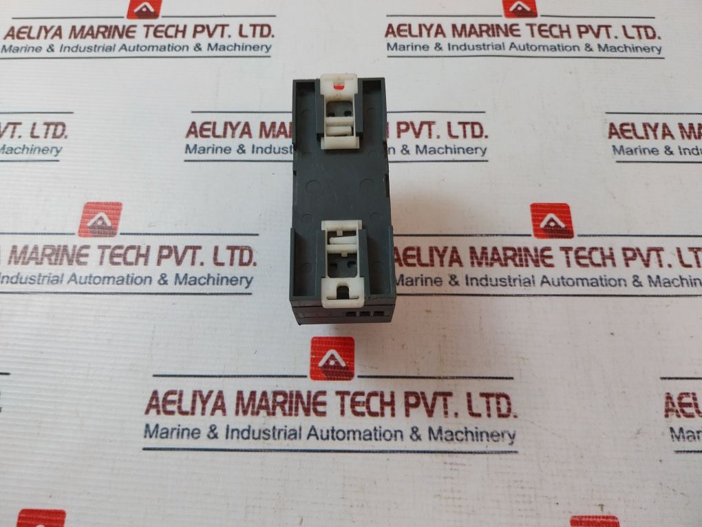 Gic T2Ddt7 Astronomical Time Switch 110-240Vac 50/60Hz