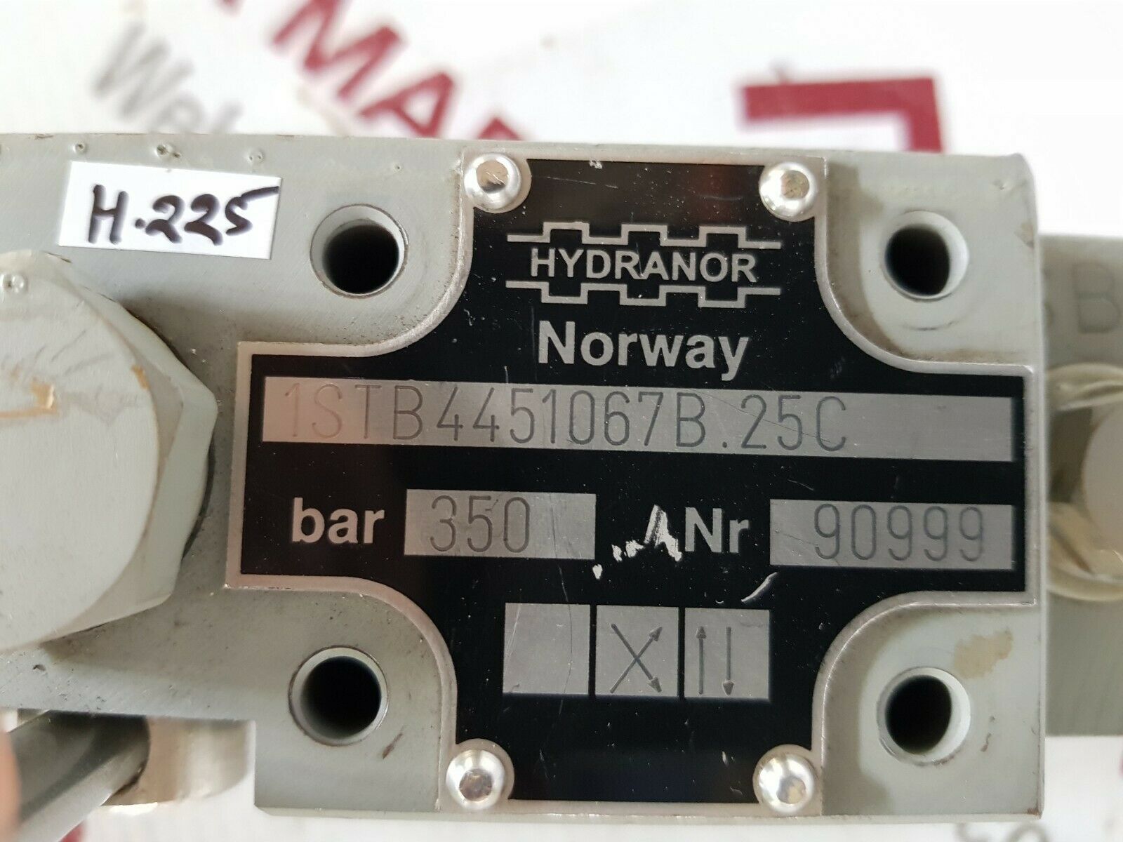 Hydranor 1stb4451067b.25c directional control valve 350 bar