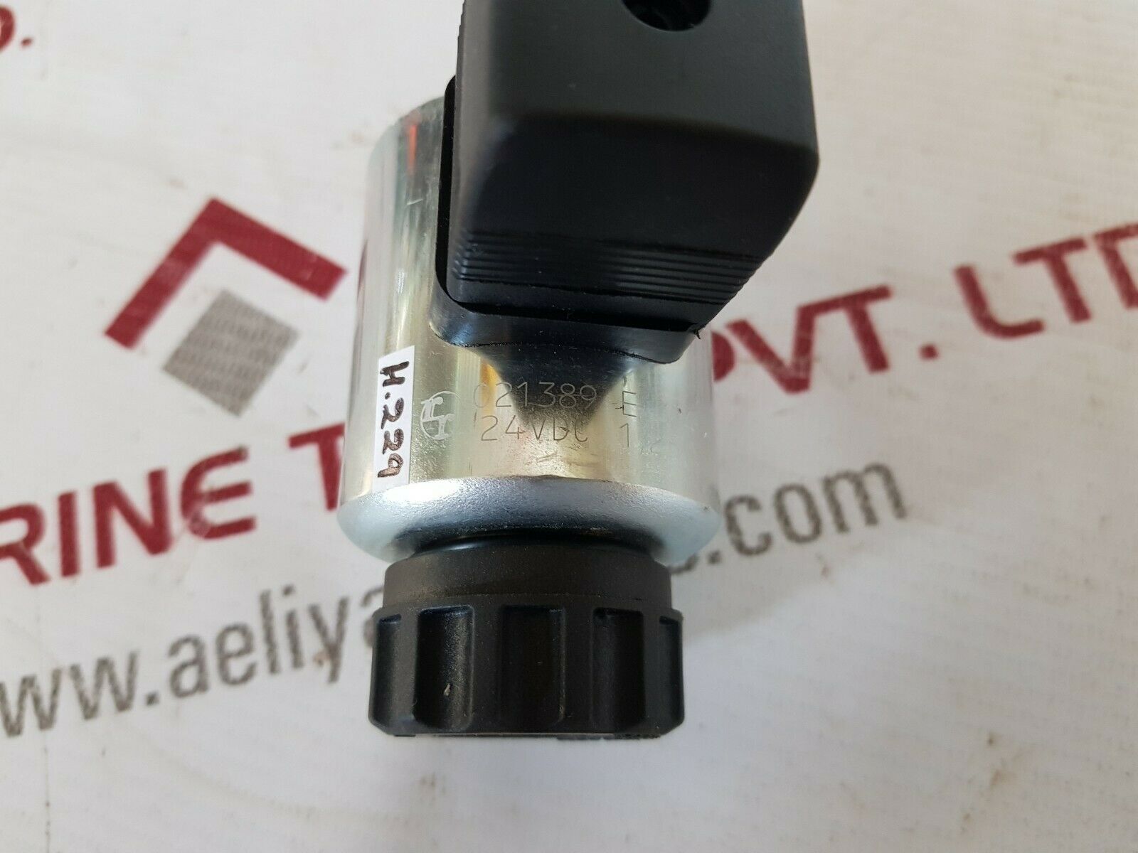 Rexroth 021389 solenoid coil 24vdc