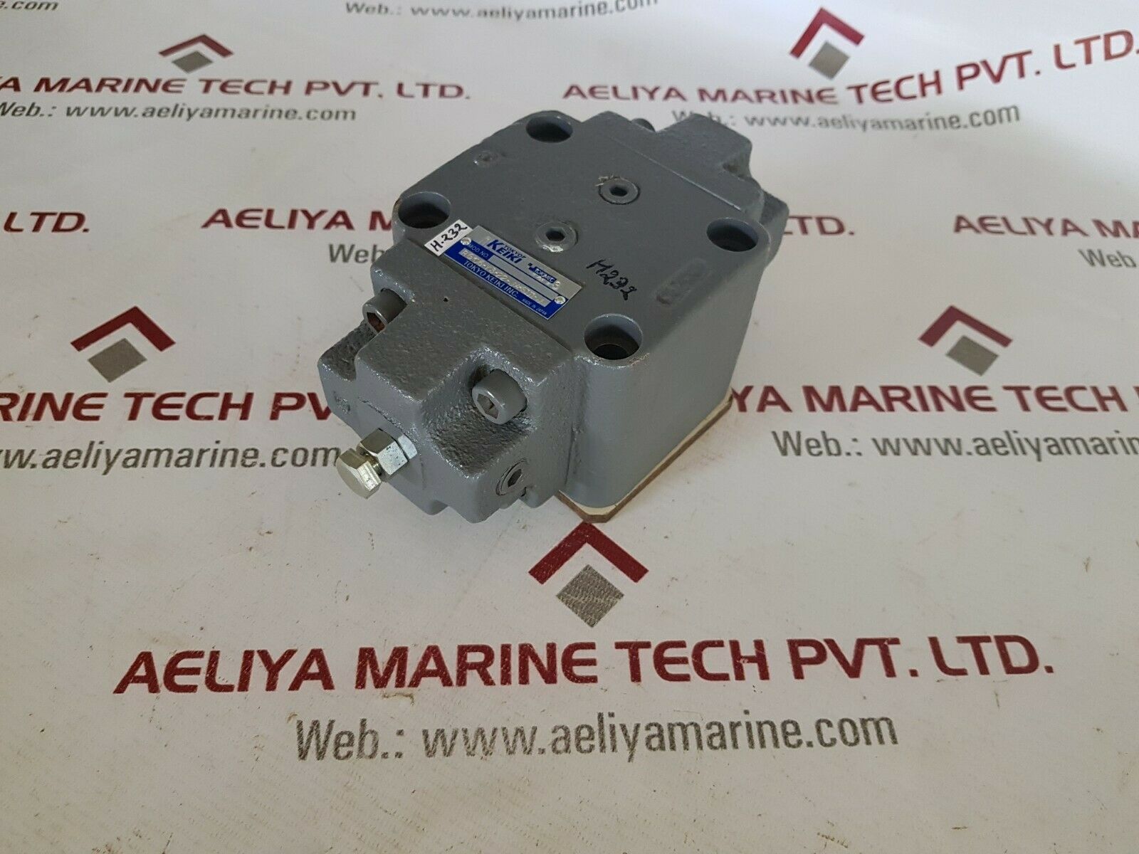 Tokyo keiki rg-06-y3-22-ja-s111-j hydraulic valve