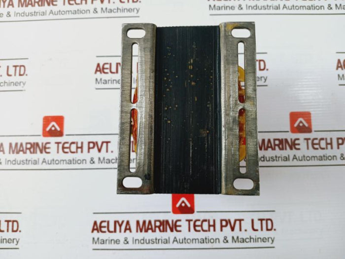 Haka/Phoenix Contact 111011 Current Transformer, 220V Primary/Secondary