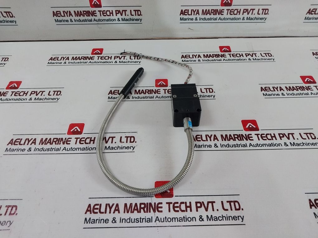 Hamamatsu A2873-05 Temperature Sensor As-oiw00034-ex-002