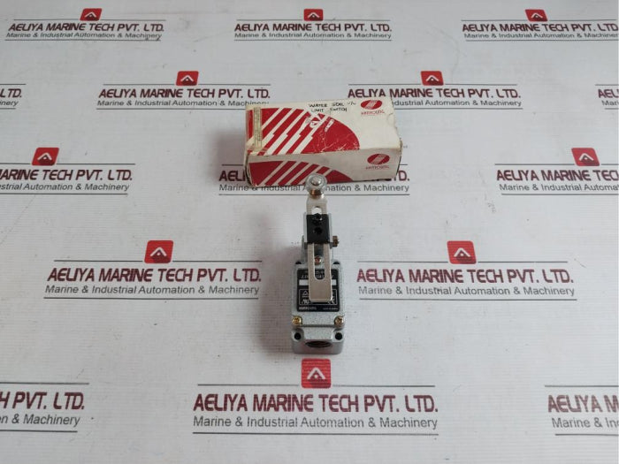 Hanyoung Hy-m904 Limit Switch Ac 250V 6A En60947-5-1