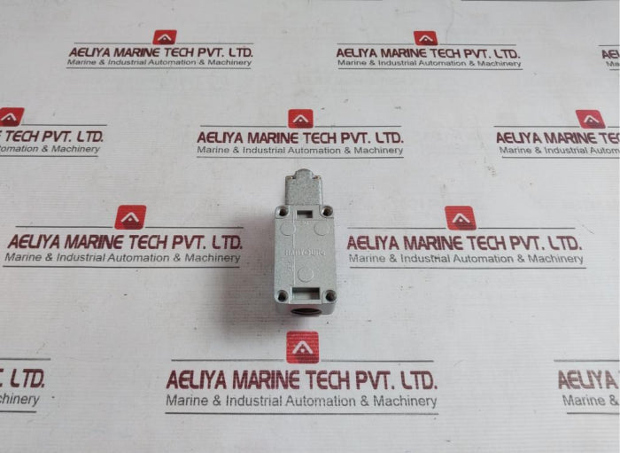 Hanyoung Hy-m904 Limit Switch Ac 250V 6A En60947-5-1