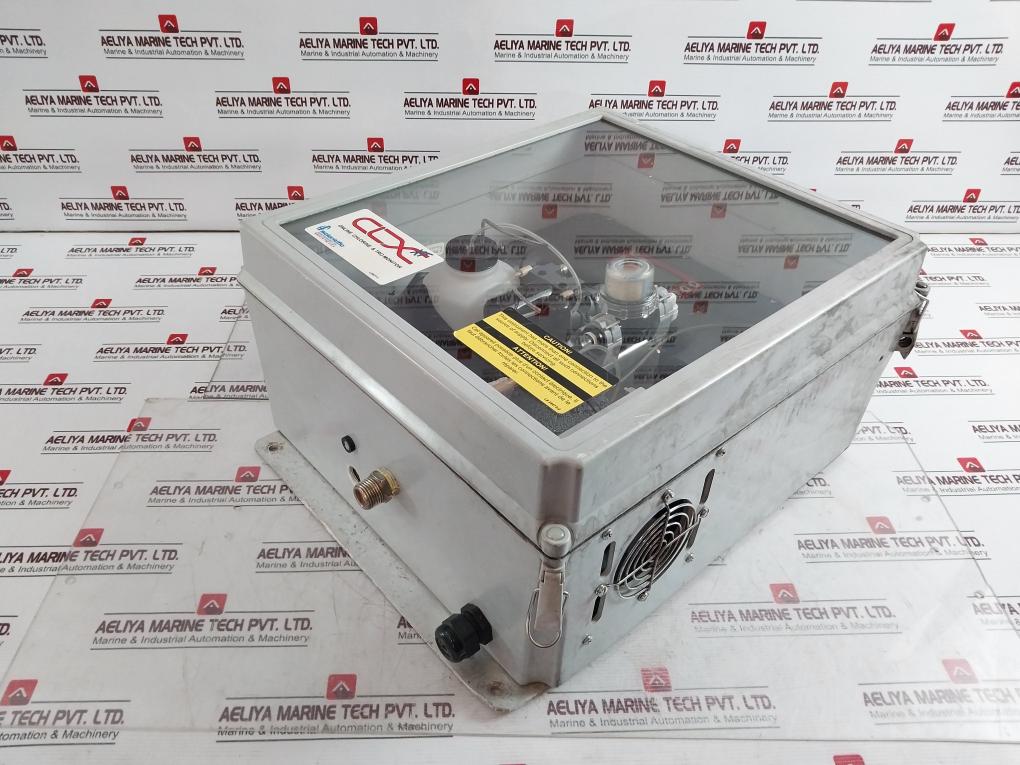 Hf Scientific Clx-xt W/Remote Standby Chlorine & Tro Monitor 28030Rst
