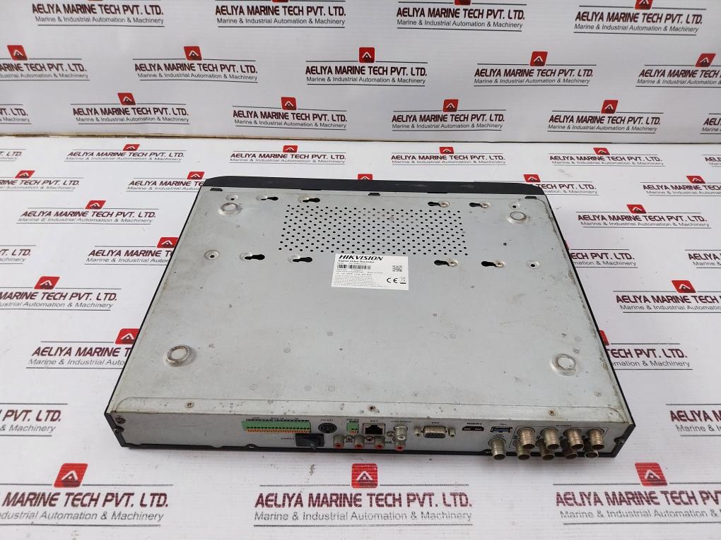 Hikvision Ds-7208Huhi-k2 Digital Video Recorder