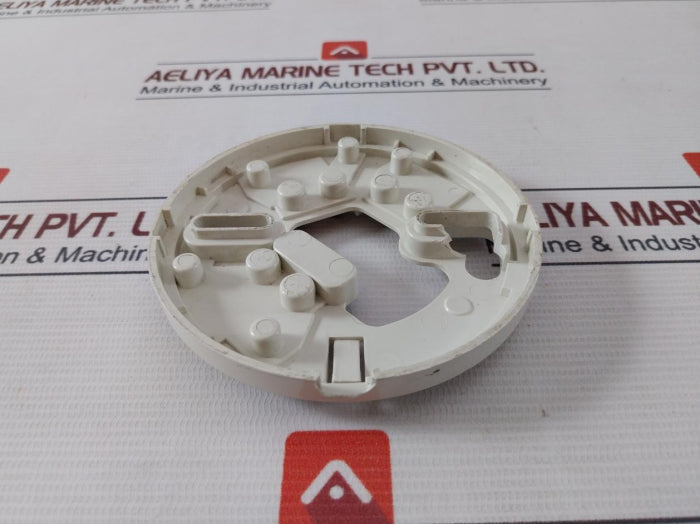 Hochiki Ybn-r/6 Conventional Base