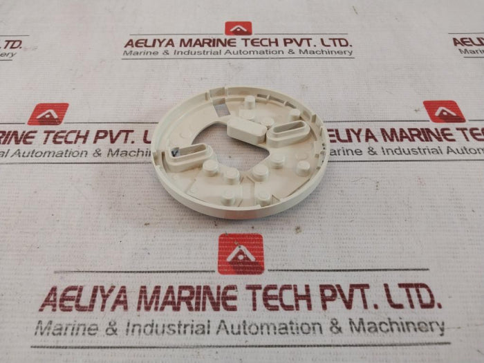 Hochiki Ybn-r/6 Conventional Detector Mounting Base 2-3-0-501