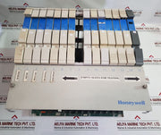 Honeywell 51401392-100 C Module Rack