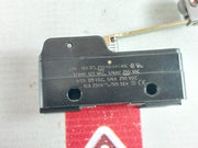 Honeywell Bz-2Rw82 Micro Switch W/Roller Lever Actuator