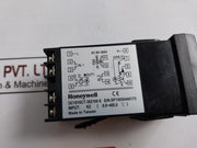 Honeywell Dc1010Ct-302100-e Pid Temperature Controller 8Va 4-20Ma 50Hz