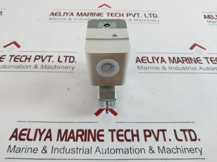 Lot Of 2X Honeywell L6190B 2022 1 Aquastat Control 