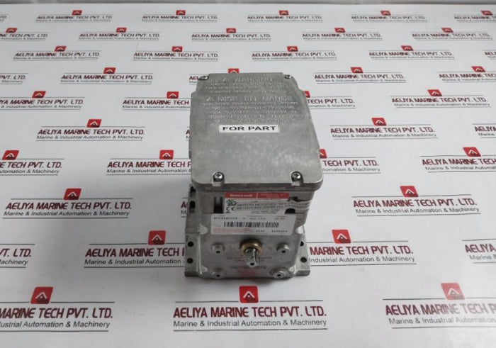Honeywell M7284A1004 Modutrol Iv Motor 24/120/230V 50/60Hz (Not Working)
