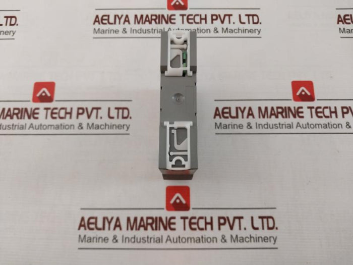 Honeywell Stt650-s2-0-0-ch0 2-wire Hart Transmitter 32301518-009 8-35V