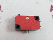 Lot of 5X Honeywell V3-9015M Micro Switch 250V 15(1)A