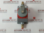 hubbell-420r7w-pin-and-sleeve-receptacle-480vac