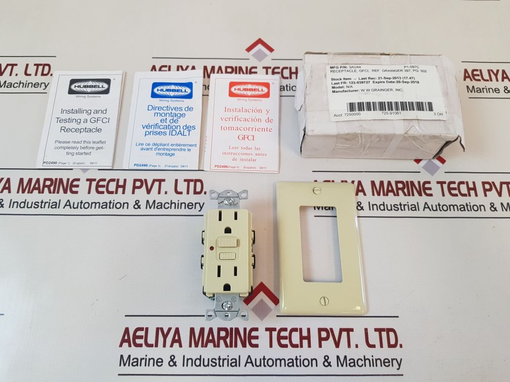 Hubbell Gf15Ila Connector Gfci Receptacle Class A,15A