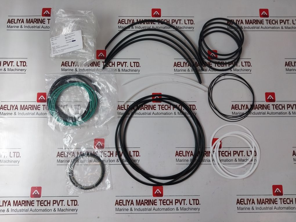 Huisman 2032621 For Pressure Intensifier Cylinder Seal Set
