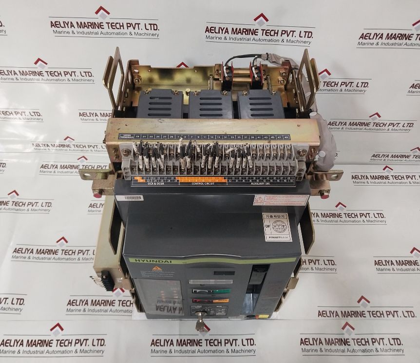Hyundai Hian 08 Air Circuit Breaker 800A 3 Poles Ac 200~240V 50/60Hz