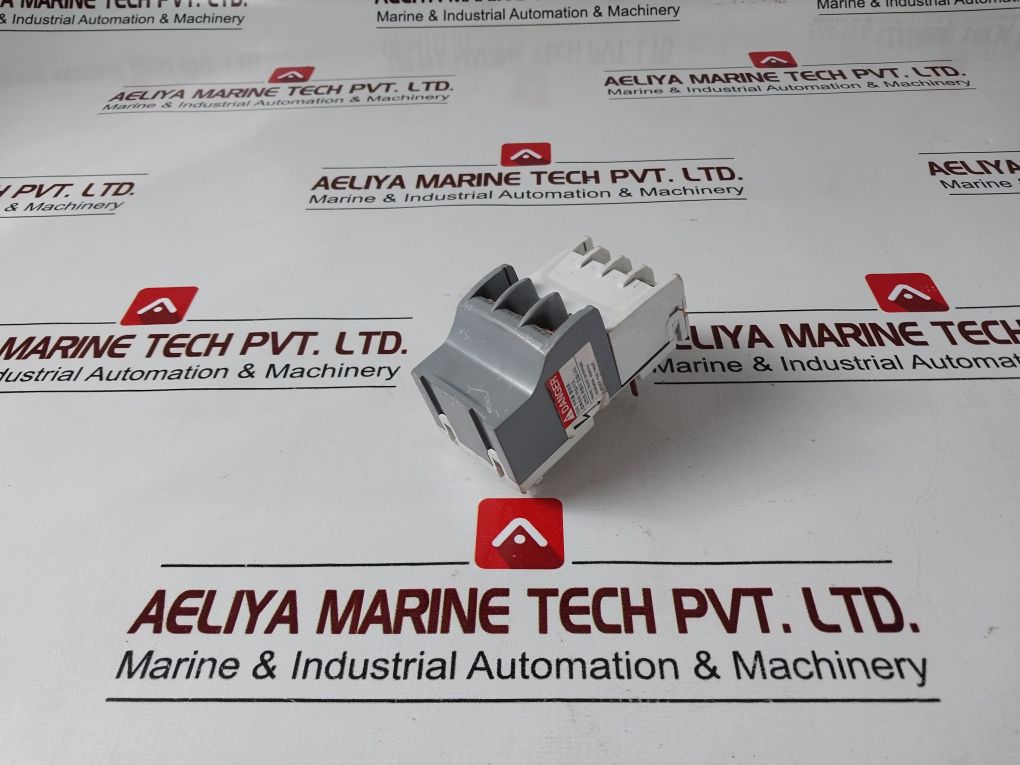 Hyundai Hith-22H Thermal Overload Relay 7-10 A