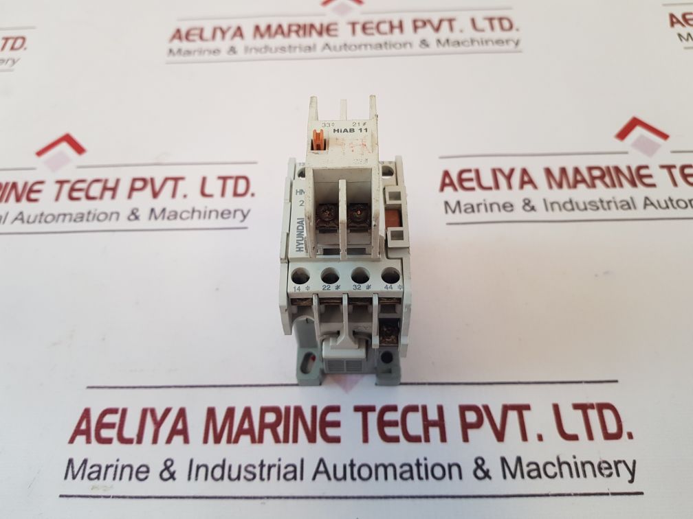 Hyundai Hmx Control Relay With Hiab 11 Aux Contact Block