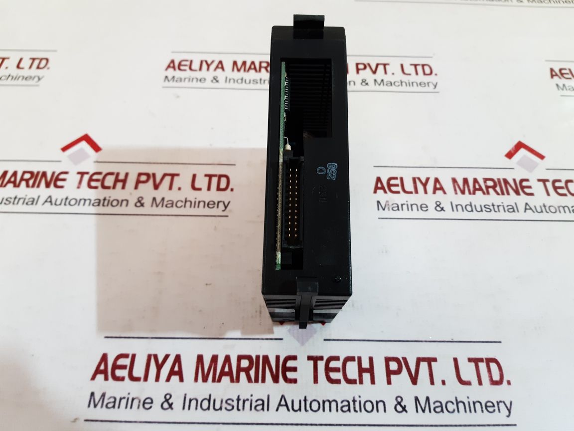 Ge fanuc ic693mdl940h output relay 2a 16 pt
