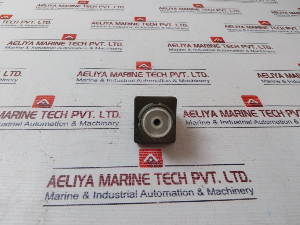 Idec Abn 10Y21N Control Unit 10A 600V