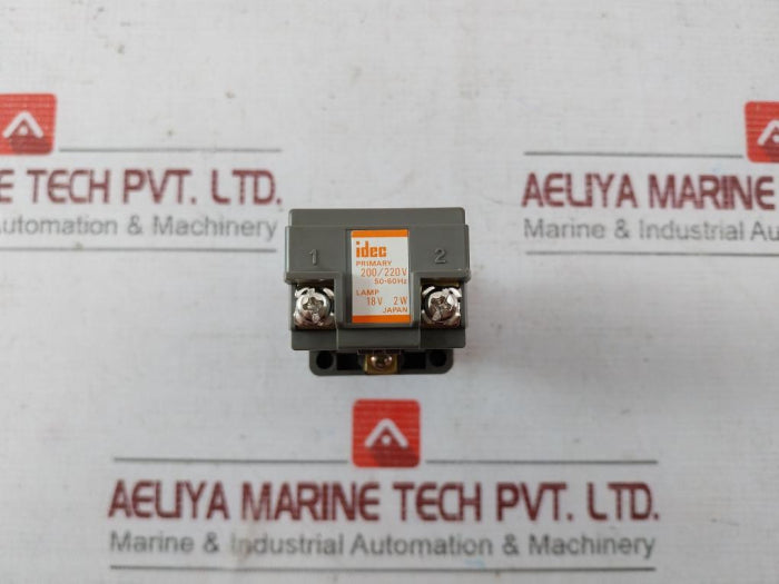 Idec Apn128 Pilot Light 200/220V 50-60Hz 12M-000-008
