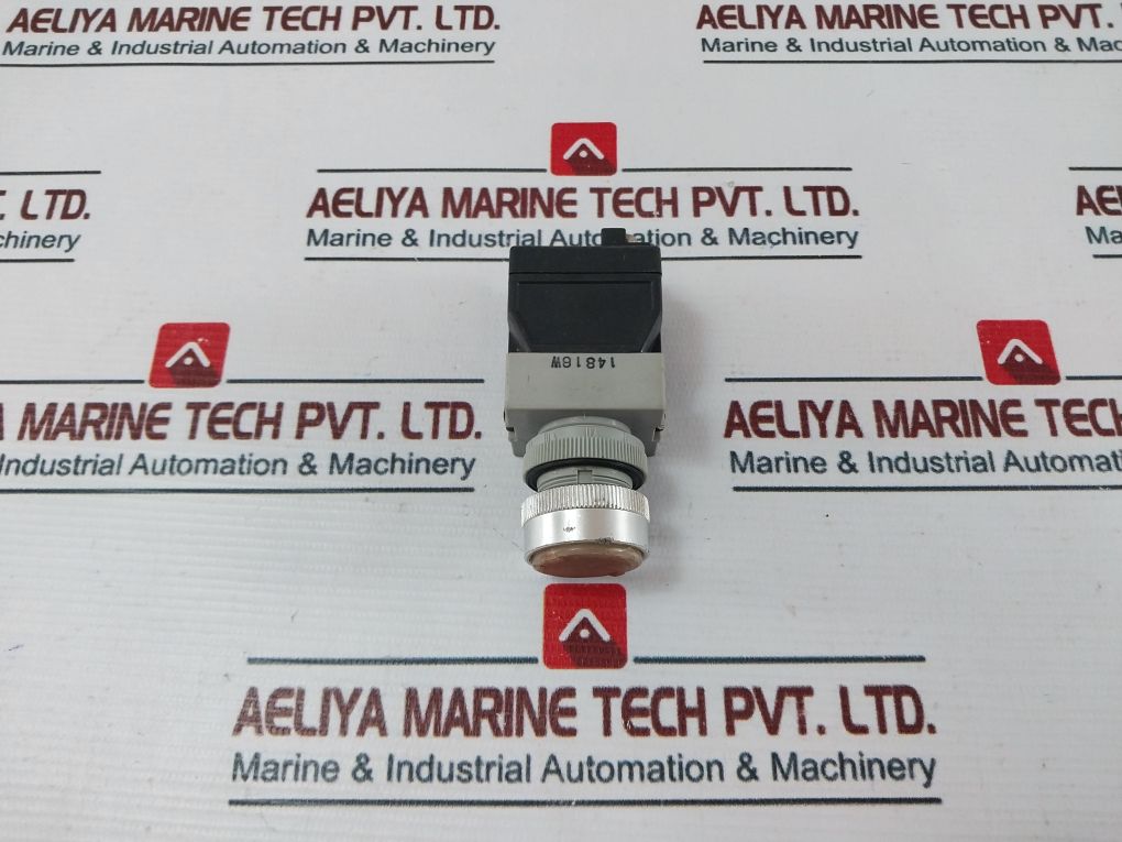 Idec En60947-5-1 Apw Push Button Switch Control Unit