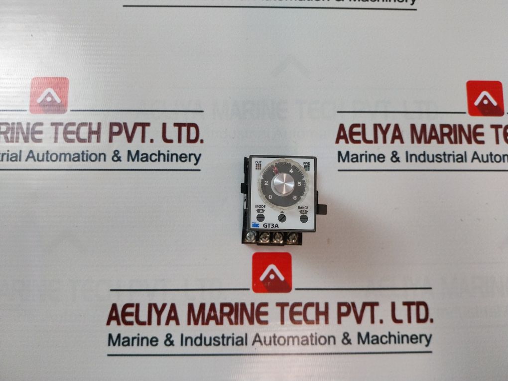 Idec Gt3A-2Af20 Timer With Base Sr2P-06
