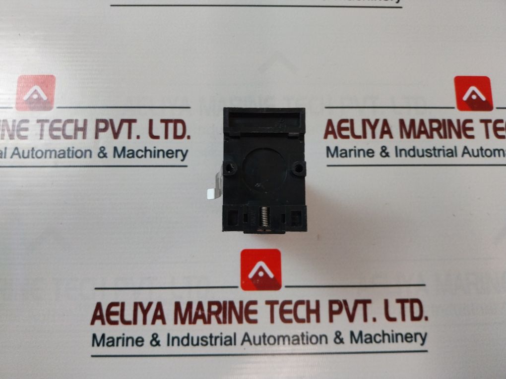 Idec Gt3A-2Af20 Timer With Base Sr2P-06