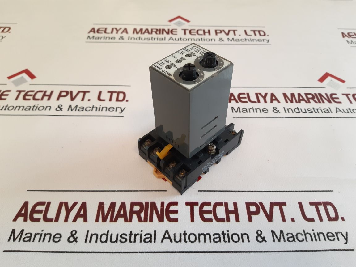 Idec Gt3W-a11Af20N Electronic Timer With Socket Base
