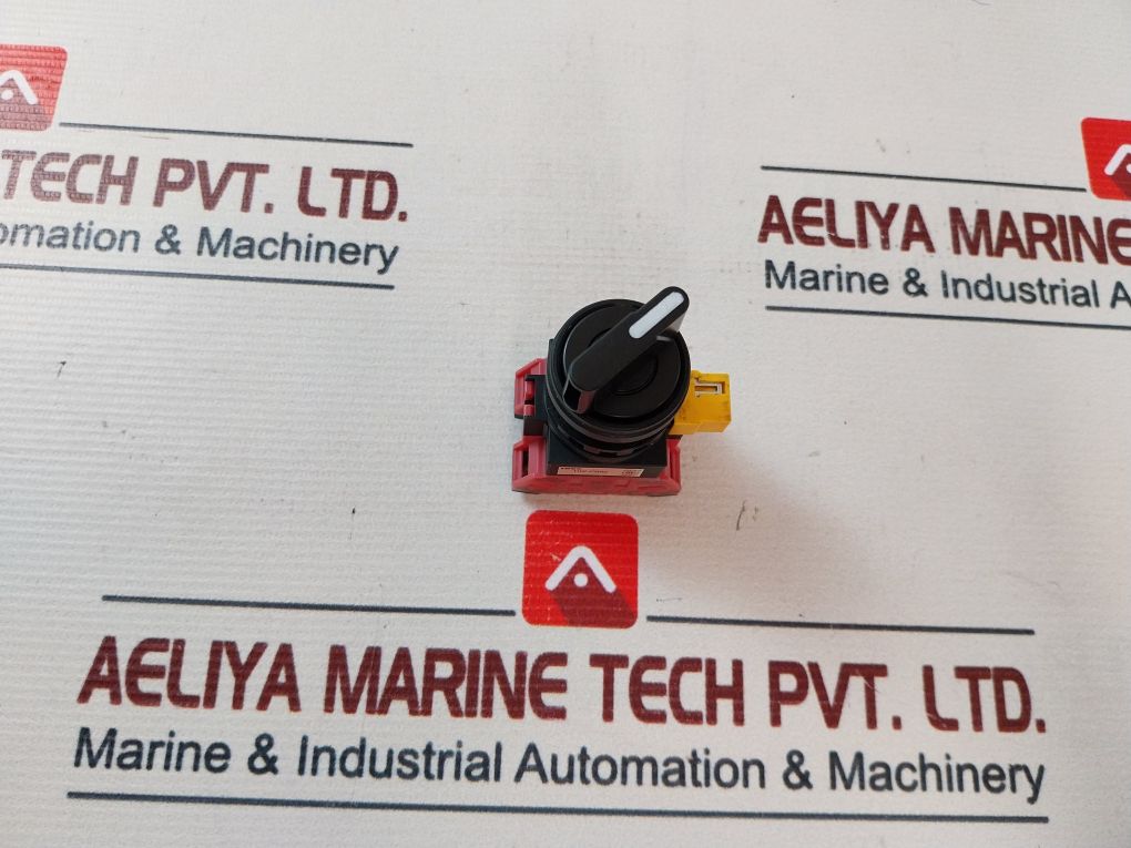 Idec Hw-cb02 Position Maintained Selector Switch Hw1S-2T20