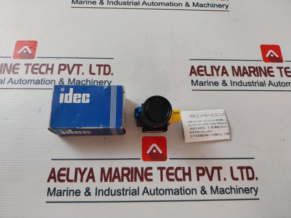 Idec Hw-cb10 Black Push Button Switch Hw1B-m110B