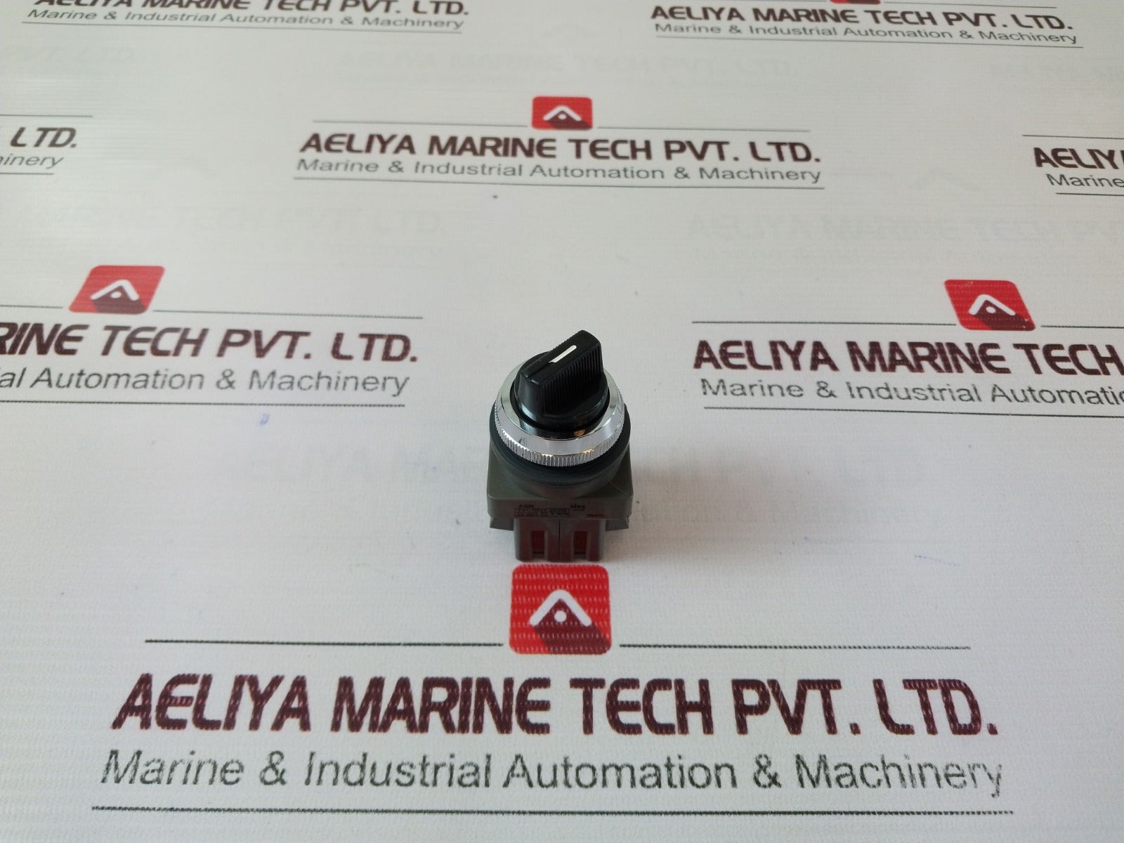 Idec Izumi 41-10570 Selector Switch Ac300V 3A