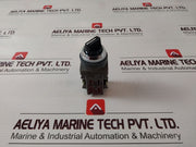 Idec Izumi Asn 41-10569 Selector Switch