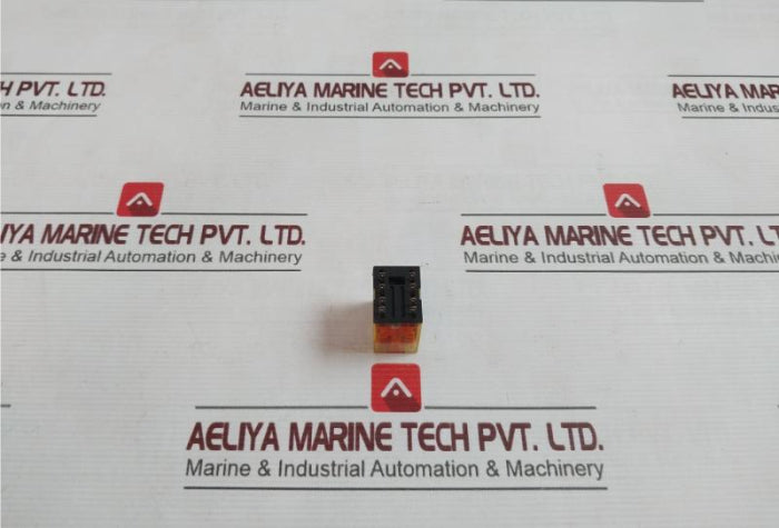 Idec Ru2S-a220 Power Relay 250Vac 30Vdc 50/60Hz